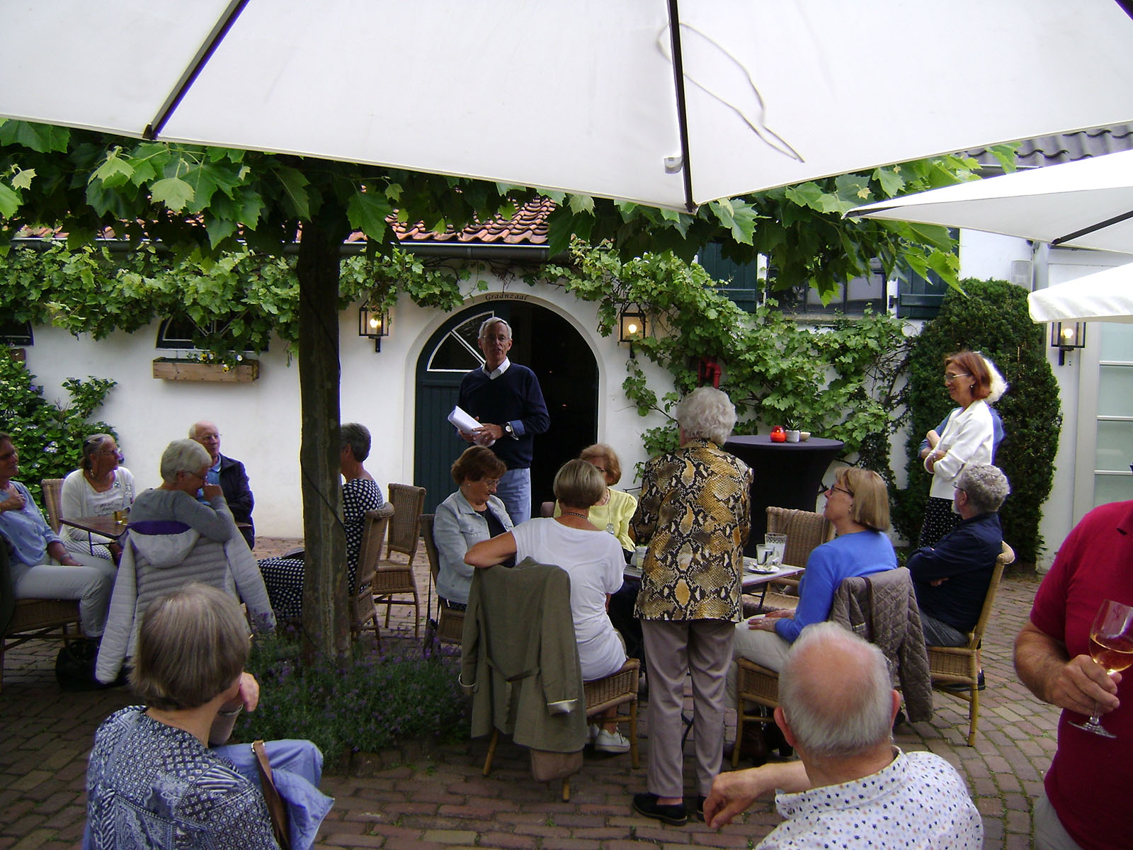 Samenkomst in de Molen.